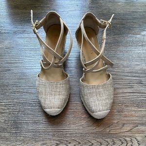 7.5 Nude Talbots Espadrilles